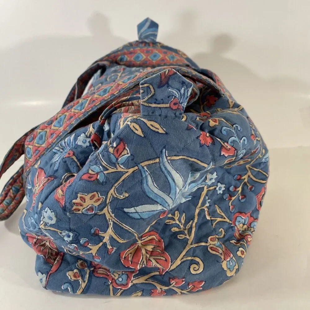 Petal Pushing quilted duffle